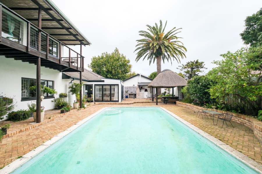 6 Bedroom Property for Sale in Pinelands Western Cape